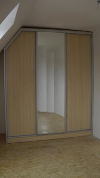 Vestavné skříně Beroun